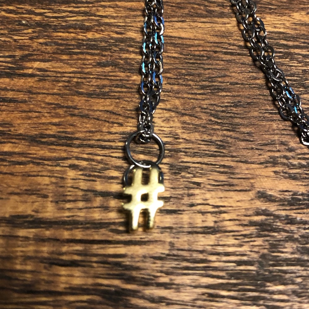 Kendra Scott hashtag charm with necklace